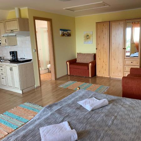Holidaysport Haus Balatongyörök エクステリア 写真