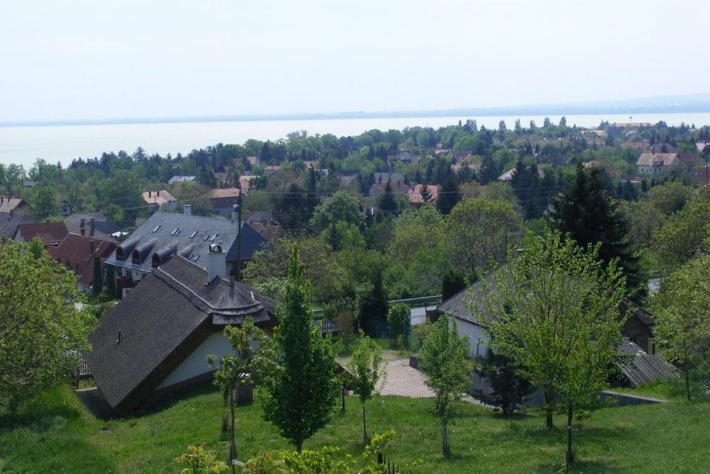 Holidaysport Haus Balatongyörök 部屋 写真