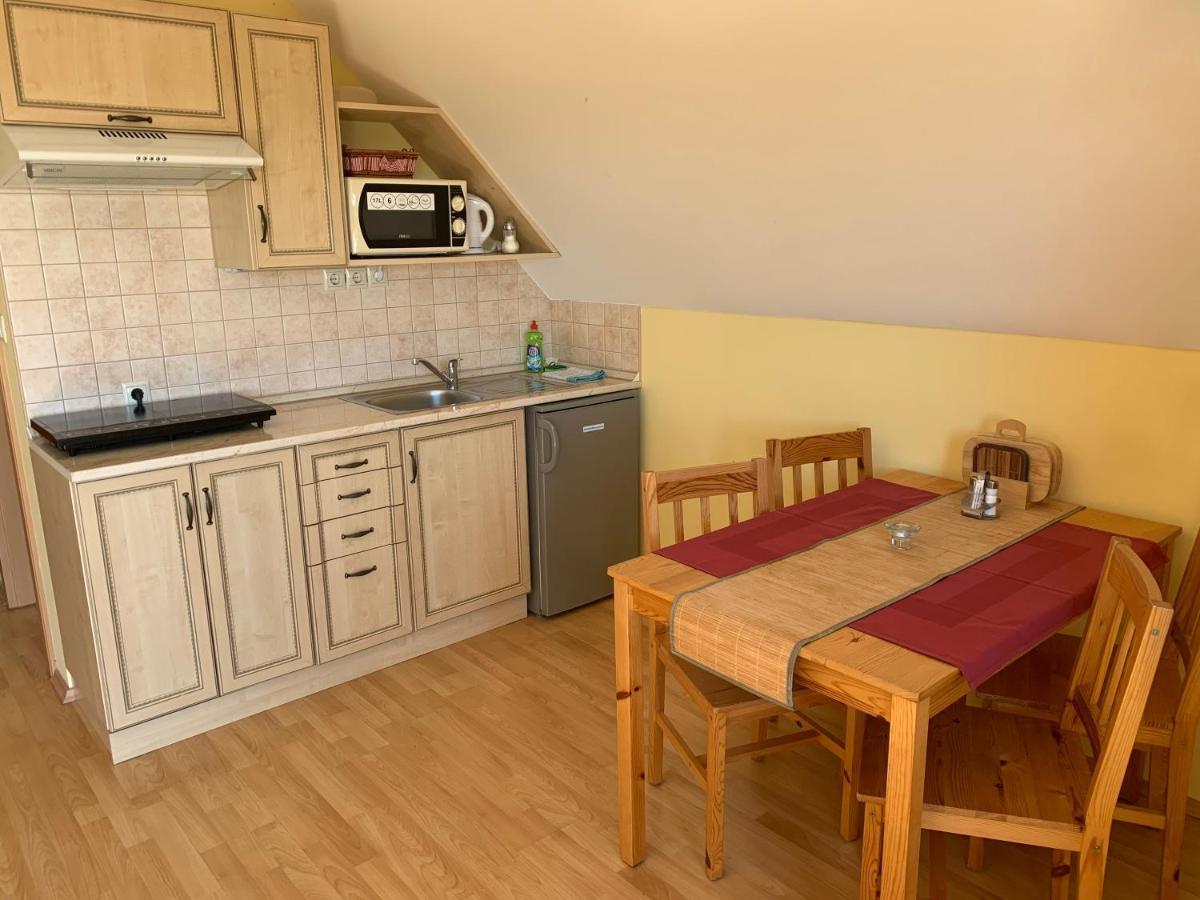 Holidaysport Haus Balatongyörök エクステリア 写真