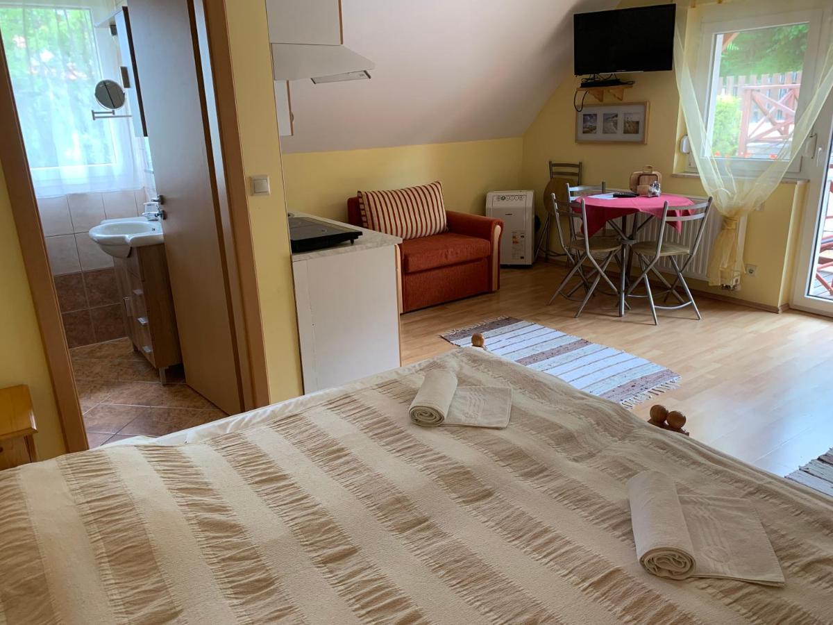 Holidaysport Haus Balatongyörök エクステリア 写真