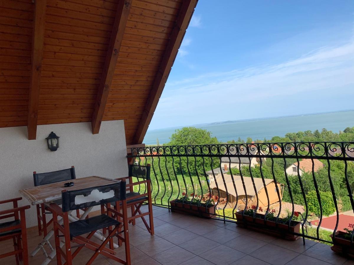 Holidaysport Haus Balatongyörök エクステリア 写真